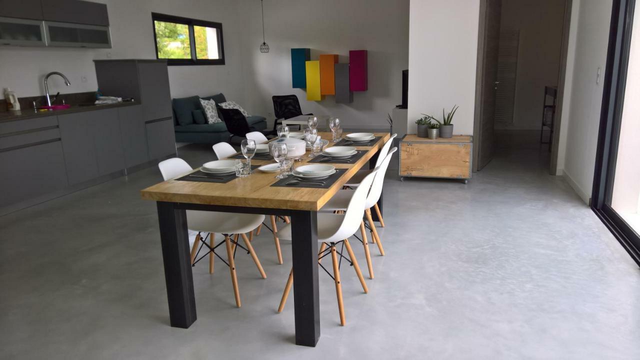 Villa Piscine Sud France Verzeille Eksteriør billede
